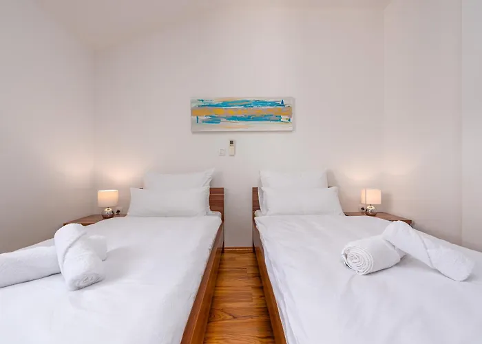 L&d Биоград-на-Мору