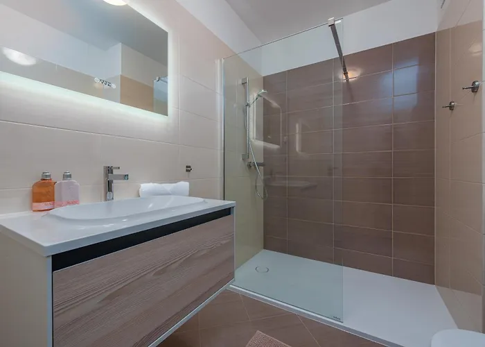 L&d Апартаменты *