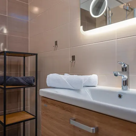 L&d * Biograd Na Moru