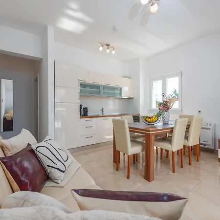 L&d Apartmán Biograd Na Moru