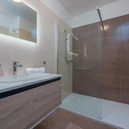 L&d Apartment *