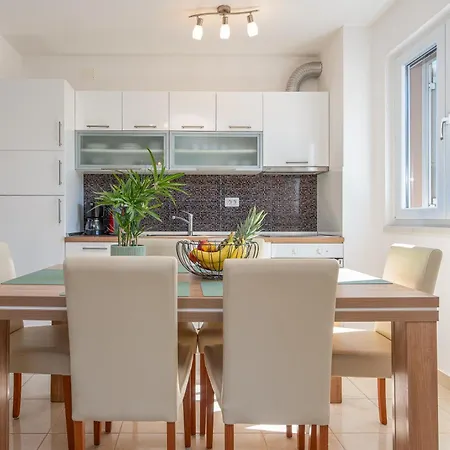 L&d Apartment Biograd Na Moru